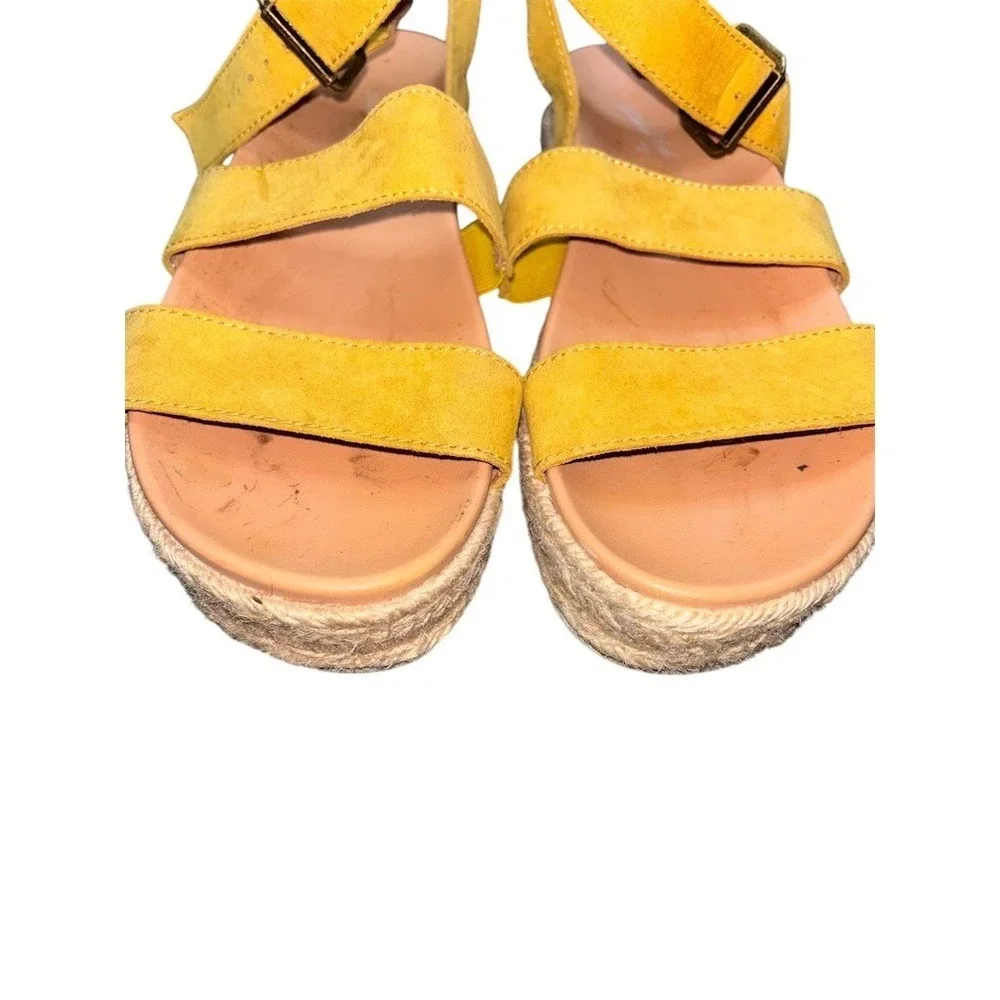 Universal Thread‎ Sandals Womens US 6 Yellow Espadrille Platform Wedge